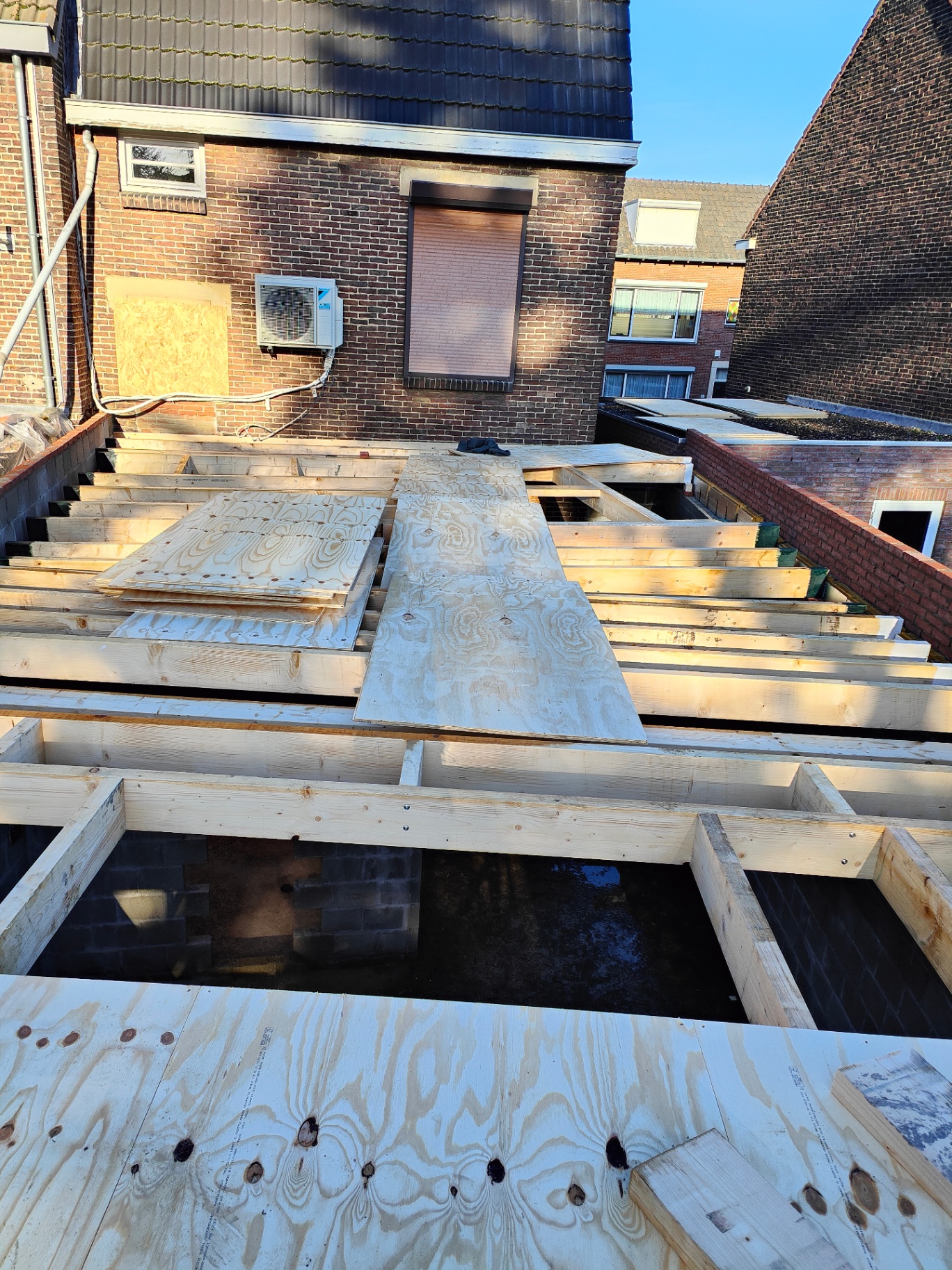 Verdiepingsopbouw — houten draagvloer